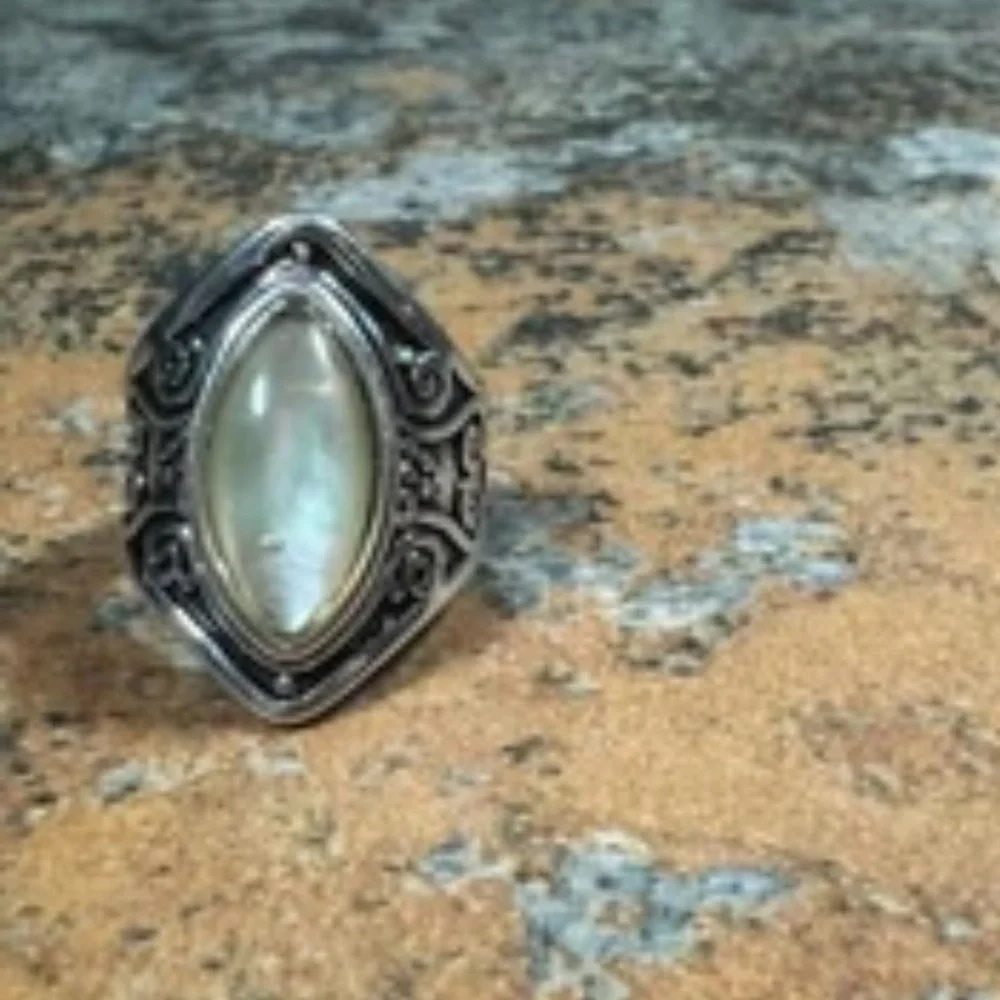OPAL Ring Womens Size 6 Opal Hexagon Gemstone Silver Plated Swirls Costume NEW